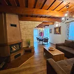 Chalet Chata Pod Chopkom Tale