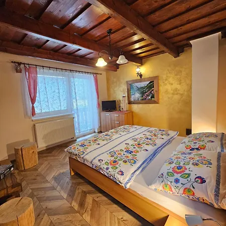 Pod Chopkom Alpesi faház Tále